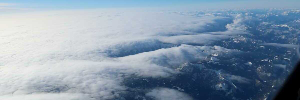 Flugwegposition um 09:48:31: Aufgenommen in der Nähe von Gemeinde Schwarzau im Gebirge, Österreich in 5313 Meter